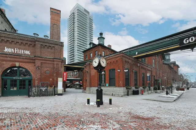 Additional image 27 of 33 Mill St Unit 817