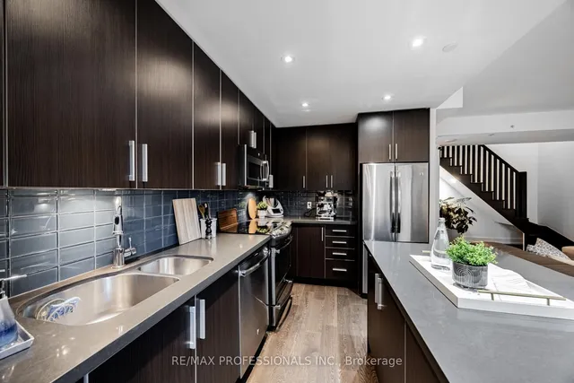 Additional image 14 of 2212 Lake Shore Blvd Unit Th04