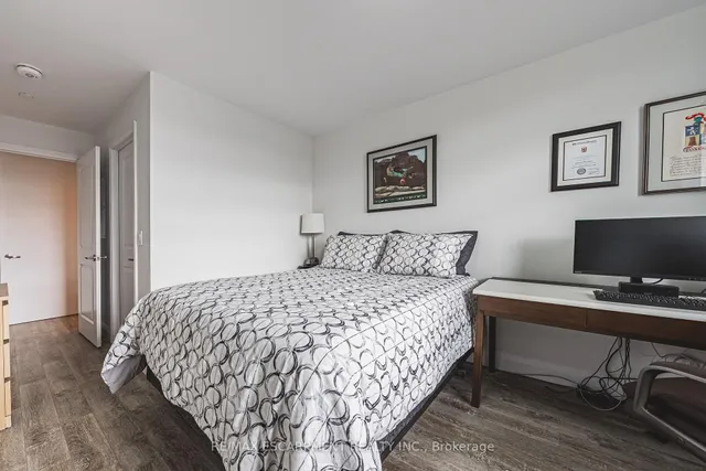 Additional image 11 of 1 Redfern Ave Unit 215