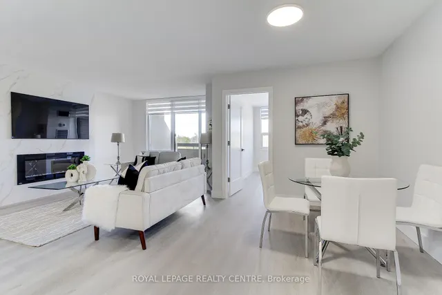 Additional image 17 of 362 The East Mall N/A Unit 304