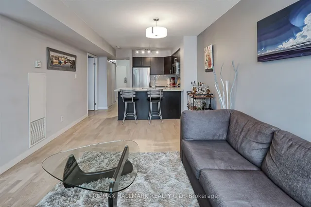 Additional image 15 of 650 Queens Quay Unit 509