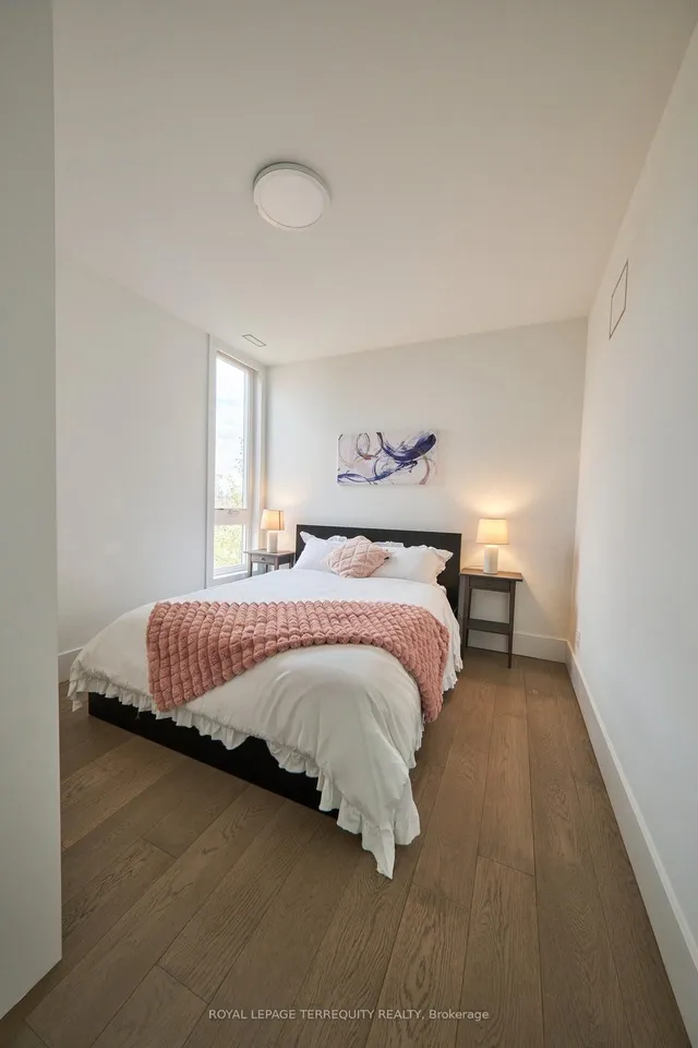 Additional image 38 of 81 Falstaff Ave