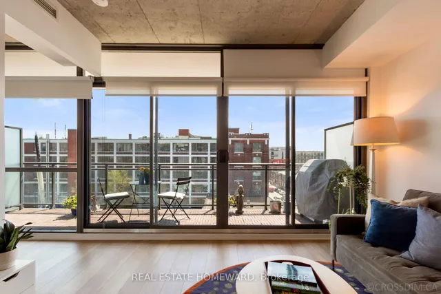 319 Carlaw Ave Unit 601