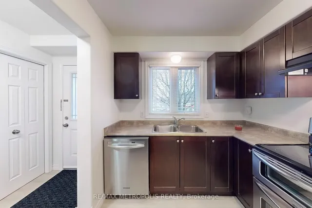 Additional image 8 of 10 FOXGLOVE Cres Unit 22