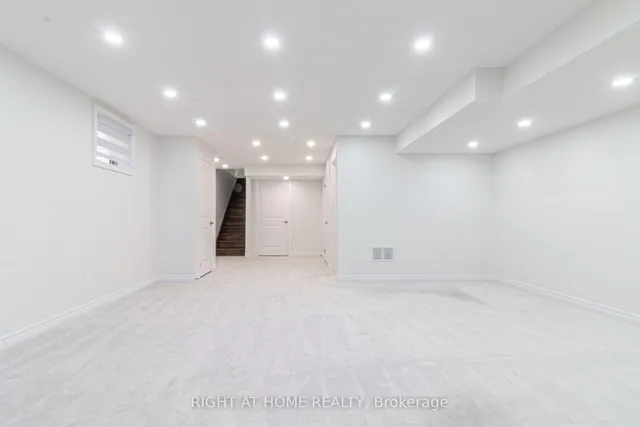 Additional image 35 of 1406 Farmstead Dr