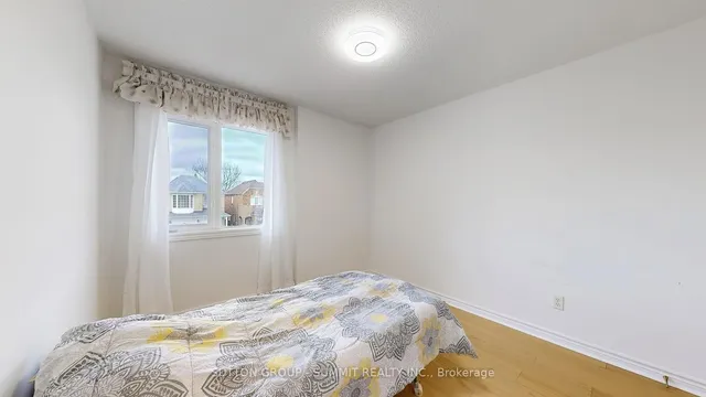 Additional image 32 of 93 MOREAU Tr