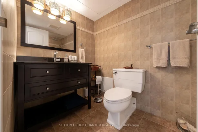 Additional image 30 of 55 Harbour Sq Unit 1113