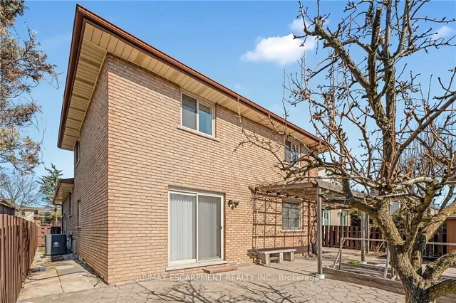 Additional image 42 of 36 Skylark Dr