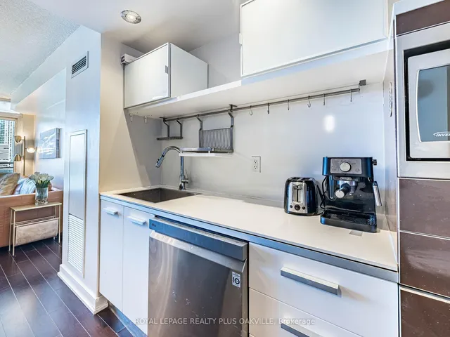 Additional image 10 of 38 Dan Leckie Way Unit 1603