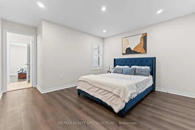 Additional image 34 of 3 Gosling St