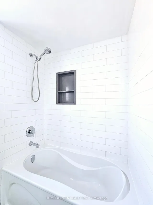 Additional image 38 of 43 Bradstone Sq