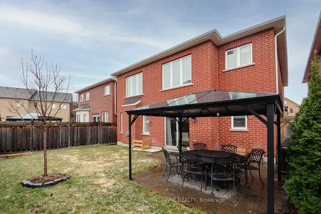 Additional image 11 of 476 Laundon Terr