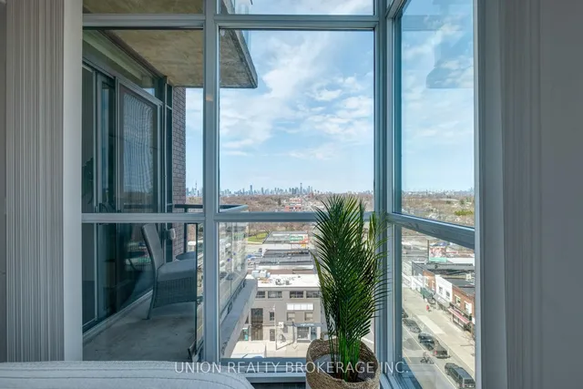 Additional image 14 of 2055 Danforth Ave Unit 802