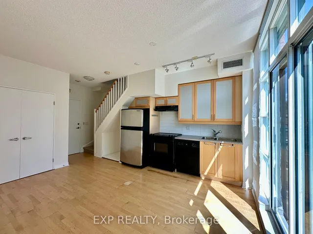 Additional image 7 of 901 Queen St Unit 201