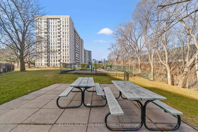 Additional image 6 of 130 Neptune Dr Unit 702