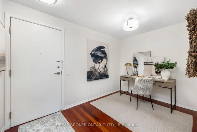 Additional image 8 of 61 Heintzman St Unit 718