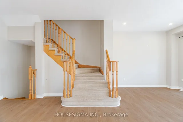 Additional image 32 of 36 Arizona Dr