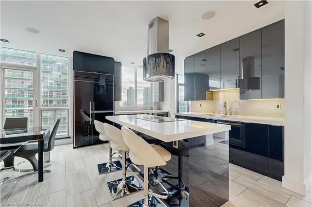 Additional image 19 of 2121 Lake Shore Blvd Unit UPH2701