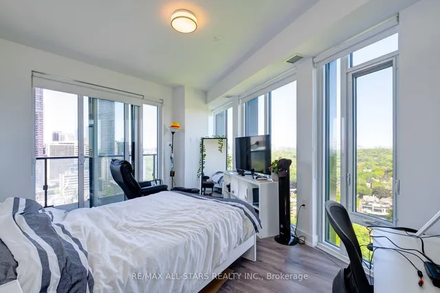 Additional image 15 of 575 Bloor St Unit 2302