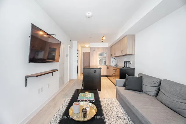 Additional image 13 of 27 Bathurst St Unit 1012