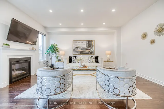 Additional image 17 of 33 Ezra Cres