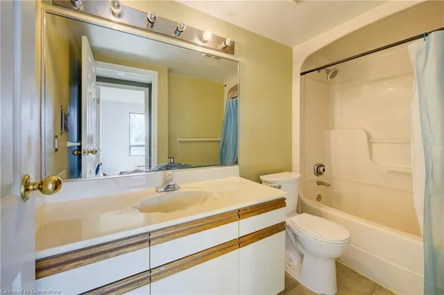 Additional image 19 of 10 Ellen St Unit 204