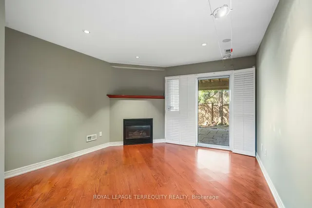 Additional image 39 of 197 La Rose Ave Unit 18