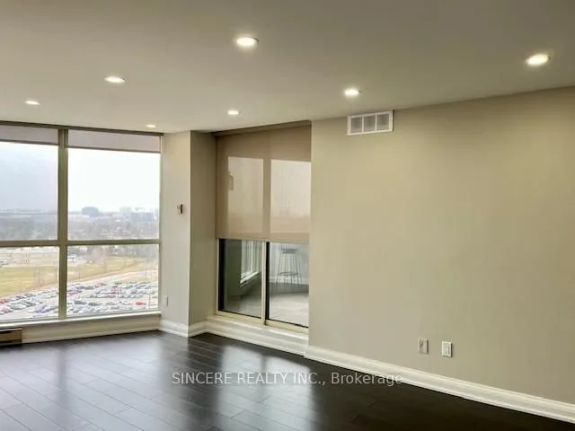 Additional image 5 of 85 Skymark Dr Unit 1005