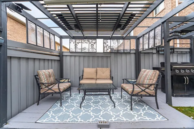 Additional image 44 of 383 Queen Mary Dr