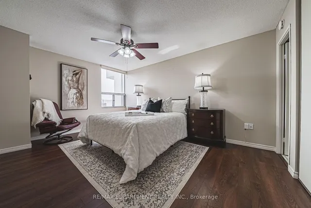 Additional image 17 of 2055 UPPER MIDDLE Rd Unit 304