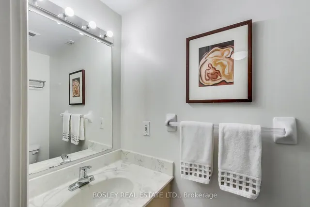 Additional image 40 of 12 Sudbury St Unit 2403