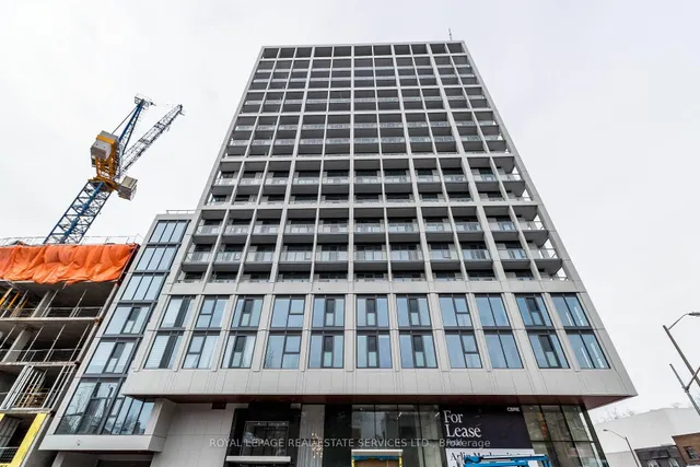 Additional image 34 of 2020 Bathurst St Unit 718