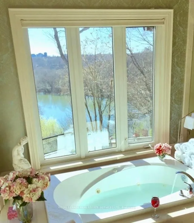 Additional image 19 of 43 Riverside Cres