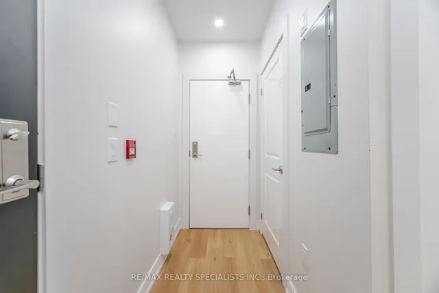 Additional image 27 of 2326 TAUNTON Rd Unit 103