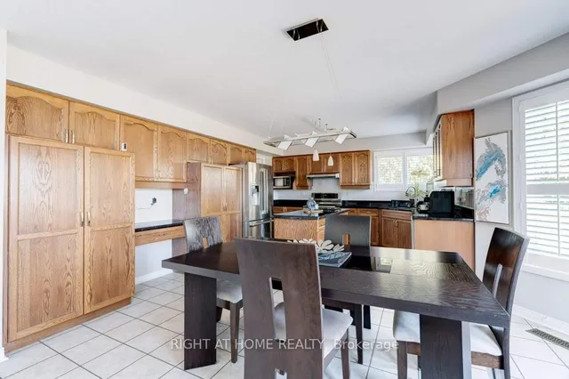 Additional image 14 of 2109 Berwick Dr