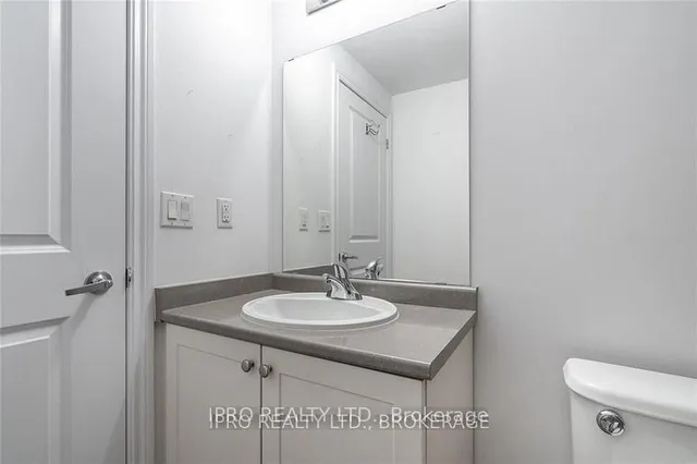 Additional image 13 of 427 Aberdeen Ave Unit 301