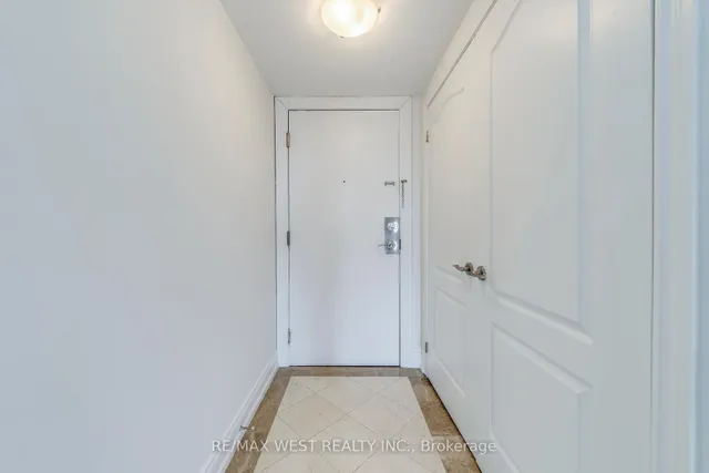 Additional image 4 of 2088 Lawrence Ave Unit 710