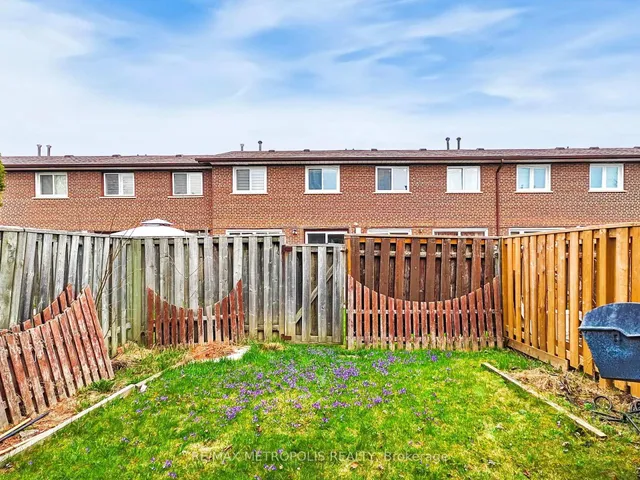 Additional image 37 of 7033 Netherbrae Rd Unit 8