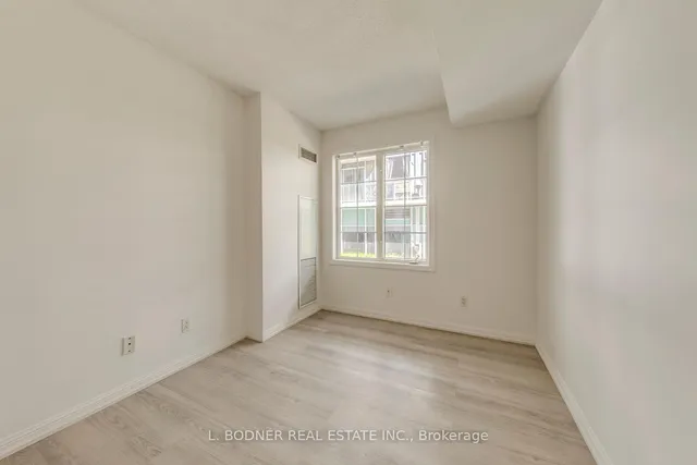 Additional image 10 of 70 Douro St Unit 116