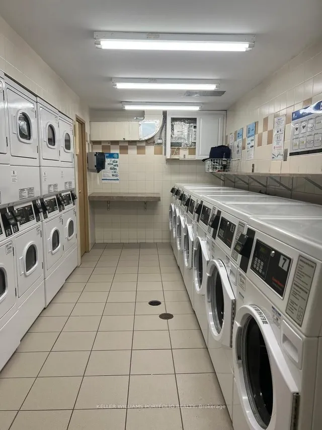 Additional image 30 of 580 Christie St Unit 206