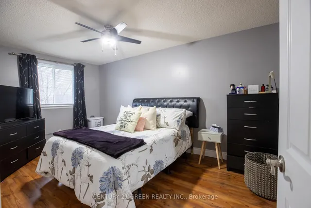 Additional image 16 of 26 Carisbrooke Crt Unit 26