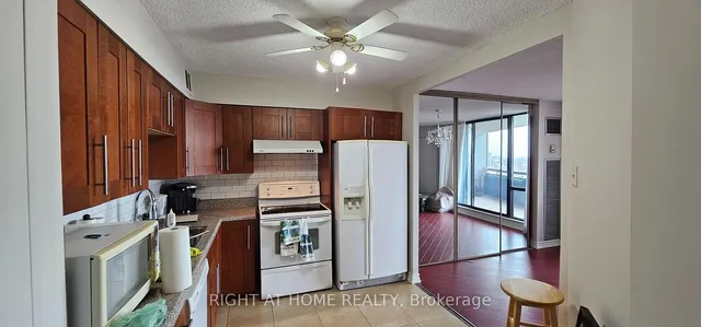 Additional image 21 of 75 Graydon Hall Dr Unit 2308