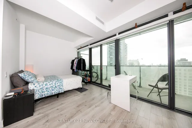 Additional image 21 of 161 Roehampton Ave Unit 2011