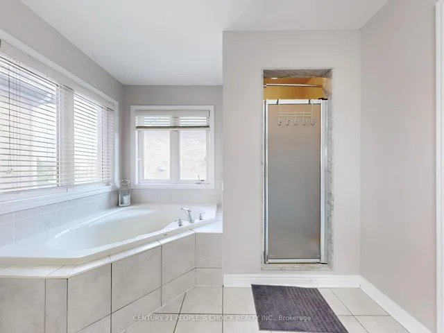 Additional image 29 of 29 Young Dr