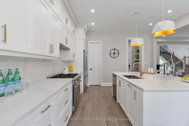 Additional image 13 of 1437 Lakeport Cres