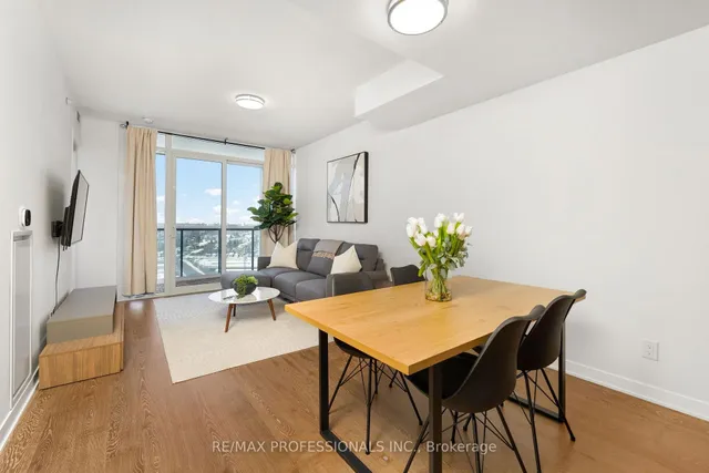 Additional image 7 of 90 Park Lawn Rd Unit 2815