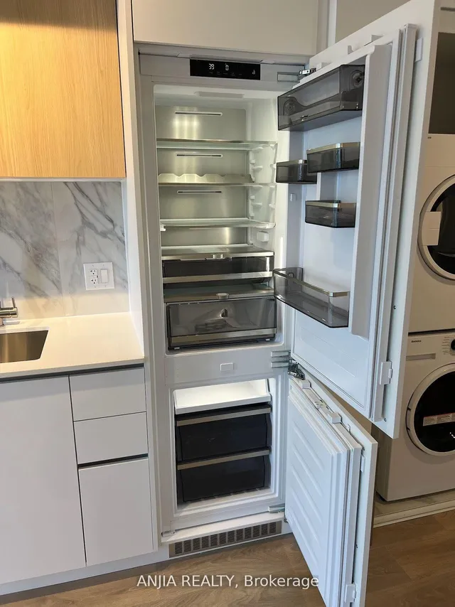 Additional image 5 of 1100 Sheppard Ave Unit 932