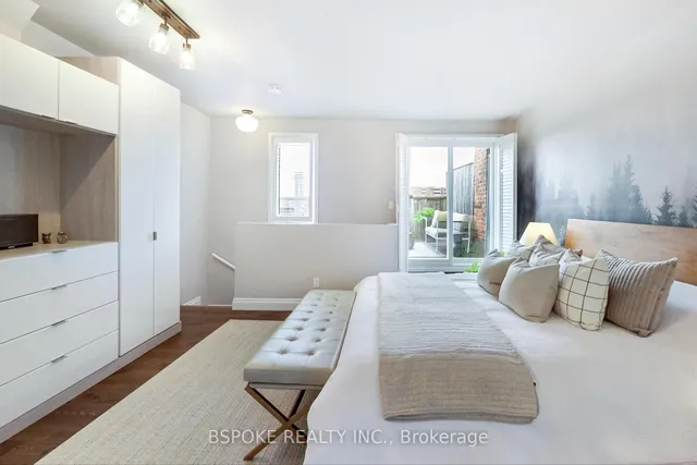 Additional image 22 of 293 Withrow Ave