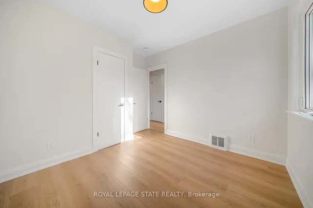 Additional image 18 of 869 Garth St