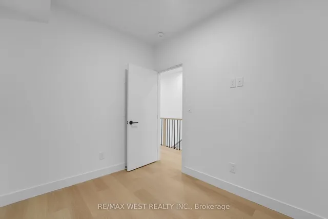 Additional image 31 of 47 Morningside Ave